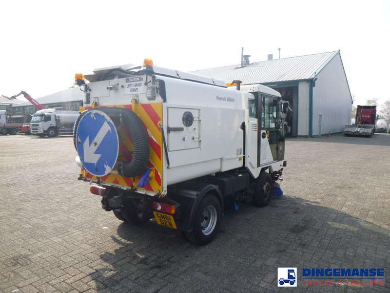 Scarab Minor Euro 5 street sweeper - Makinë fshirëse për rrugët: foto 4 Scarab Minor Euro 5 street sweeper - Makinë fshirëse për rrugët: foto 4