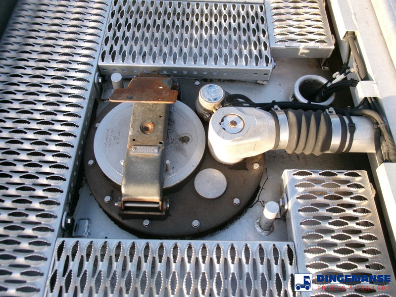 Autobot Volvo FE 280 4x2 fuel tank 13.3 m3 / 4 comp: foto 14