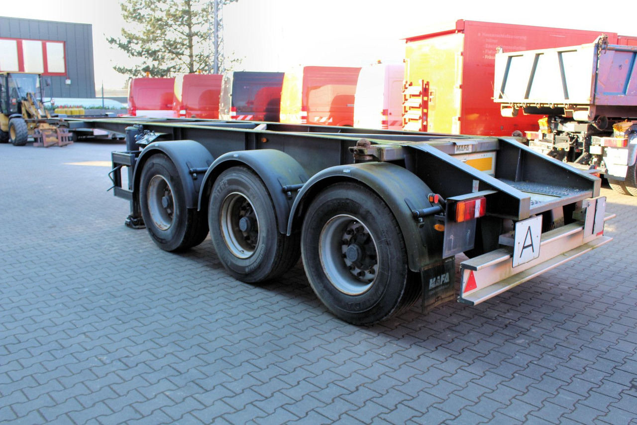 3-Achs MAFA BDF Wechsel Container ADR/GGVS - Transportjer kontejnerësh/ Gjysmë rimorkio me karroceri të çmontueshme: foto 3 3-Achs MAFA BDF Wechsel Container ADR/GGVS - Transportjer kontejnerësh/ Gjysmë rimorkio me karroceri të çmontueshme: foto 3