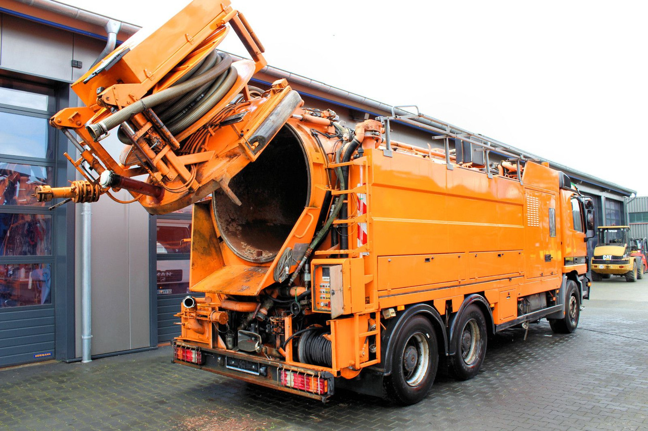 Mercedes-Benz Actros 2653 6x4 V8 Müller 16m³ Saug u.Spül-Kombi - Kamion me vakuum: foto 5 Mercedes-Benz Actros 2653 6x4 V8 Müller 16m³ Saug u.Spül-Kombi - Kamion me vakuum: foto 5