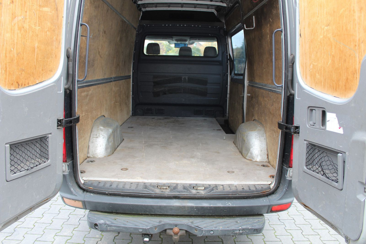 Volkswagen Crafter 2.5 TDI Kasten 3,5 t + AHK, Klima, - Furgon: foto 5 Volkswagen Crafter 2.5 TDI Kasten 3,5 t + AHK, Klima, - Furgon: foto 5