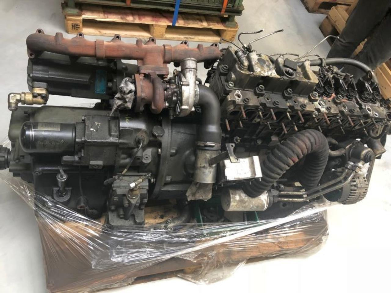 Dana 1204FT20213-100 - Transmisioni për Pajisje për trajtimin e materialeve: foto 1 Dana 1204FT20213-100 - Transmisioni për Pajisje për trajtimin e materialeve: foto 1