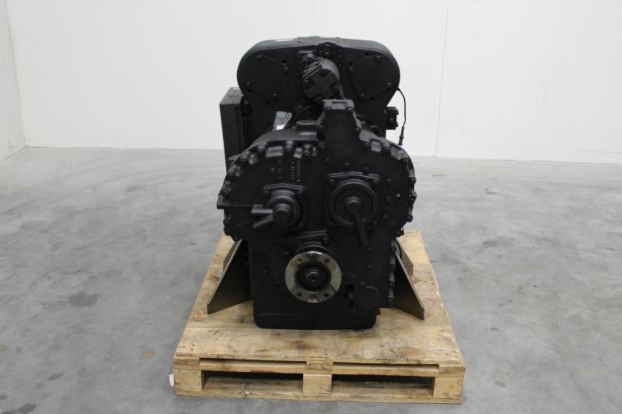 Dana 15.7TE 32418-81 - Transmisioni për Pajisje për trajtimin e materialeve: foto 3 Dana 15.7TE 32418-81 - Transmisioni për Pajisje për trajtimin e materialeve: foto 3