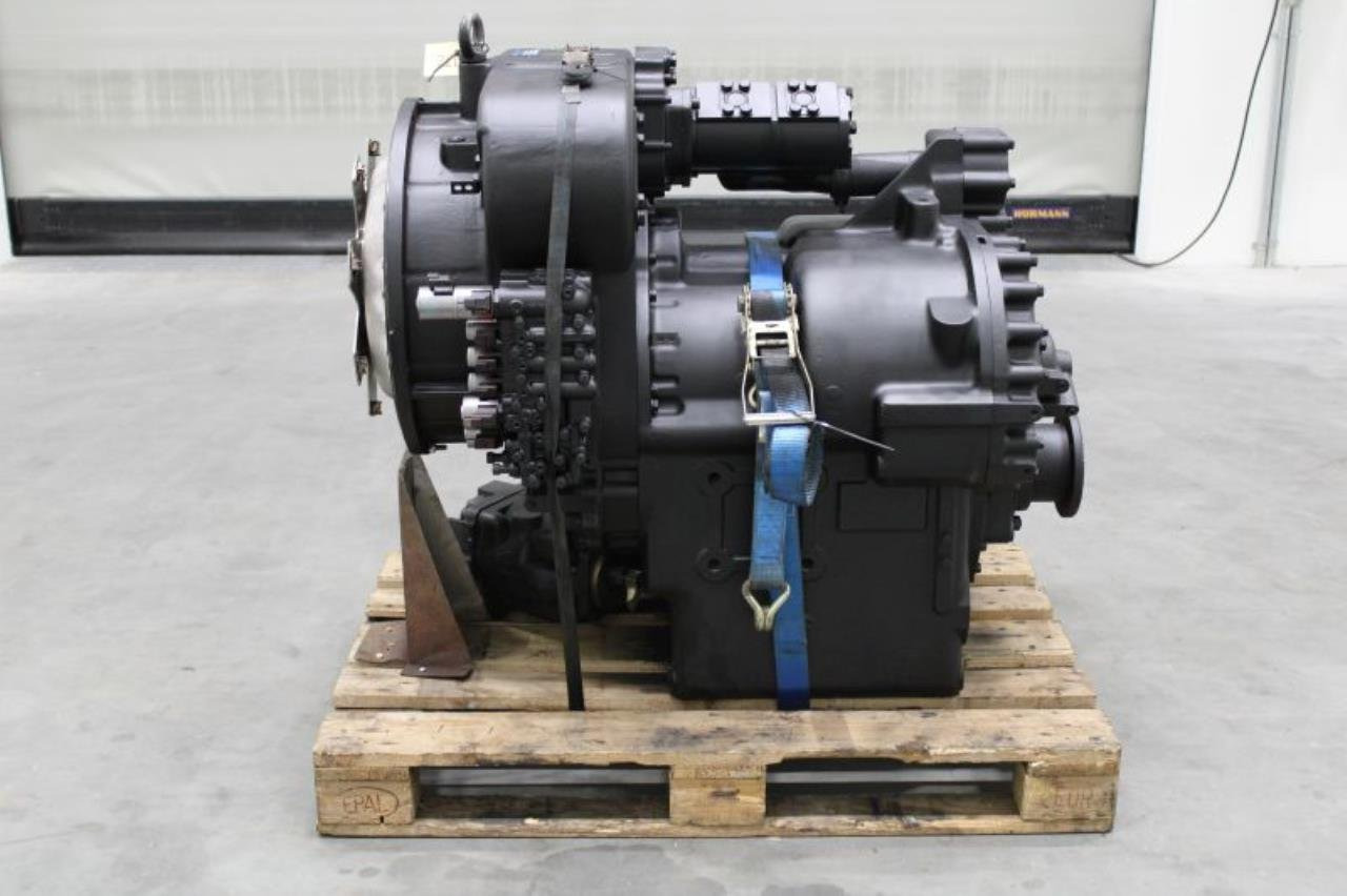 Dana 15.7TE 32418-81 - Transmisioni për Pajisje për trajtimin e materialeve: foto 2 Dana 15.7TE 32418-81 - Transmisioni për Pajisje për trajtimin e materialeve: foto 2