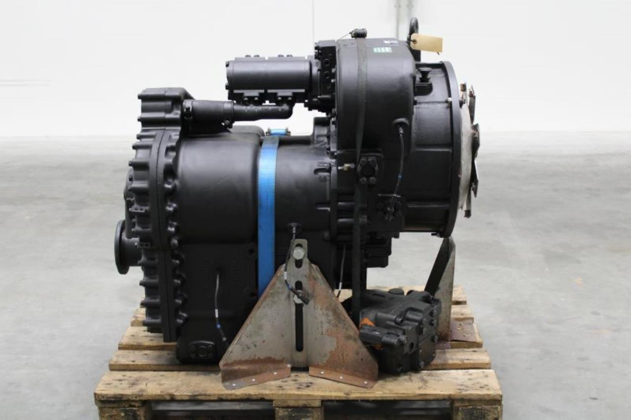 Dana 15.7TE 32418-81 - Transmisioni për Pajisje për trajtimin e materialeve: foto 1 Dana 15.7TE 32418-81 - Transmisioni për Pajisje për trajtimin e materialeve: foto 1