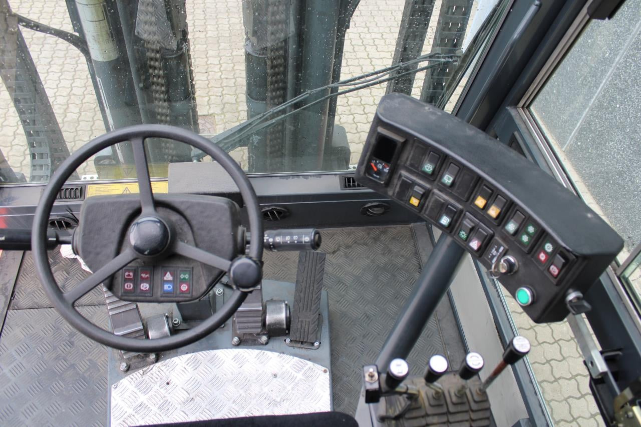 Dantruck 9890GD - Pirun më gaz: foto 4 Dantruck 9890GD - Pirun më gaz: foto 4