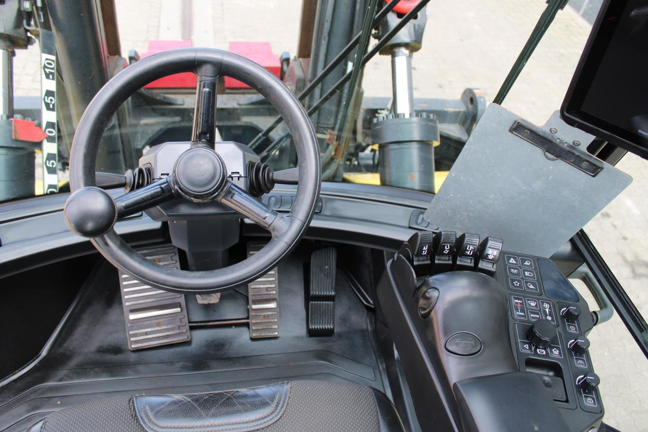 Hyster H16.00XD-12 - Pirun më naftë: foto 4 Hyster H16.00XD-12 - Pirun më naftë: foto 4