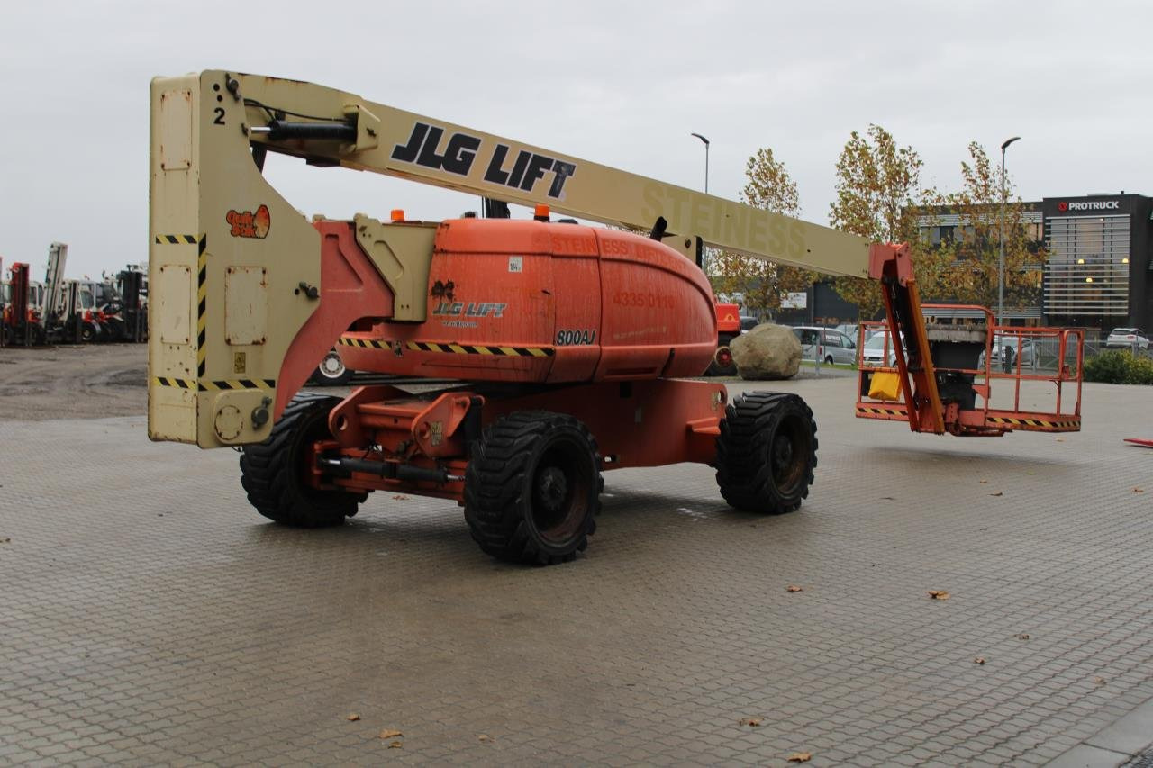 JLG 800AJ - Krah me çernjerë: foto 2 JLG 800AJ - Krah me çernjerë: foto 2