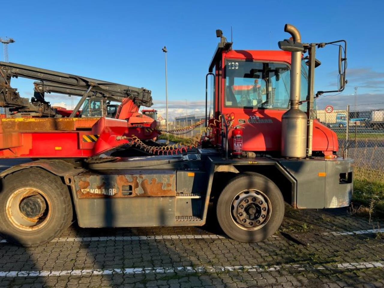 Kalmar TT618I - Traktor terminal: foto 2 Kalmar TT618I - Traktor terminal: foto 2