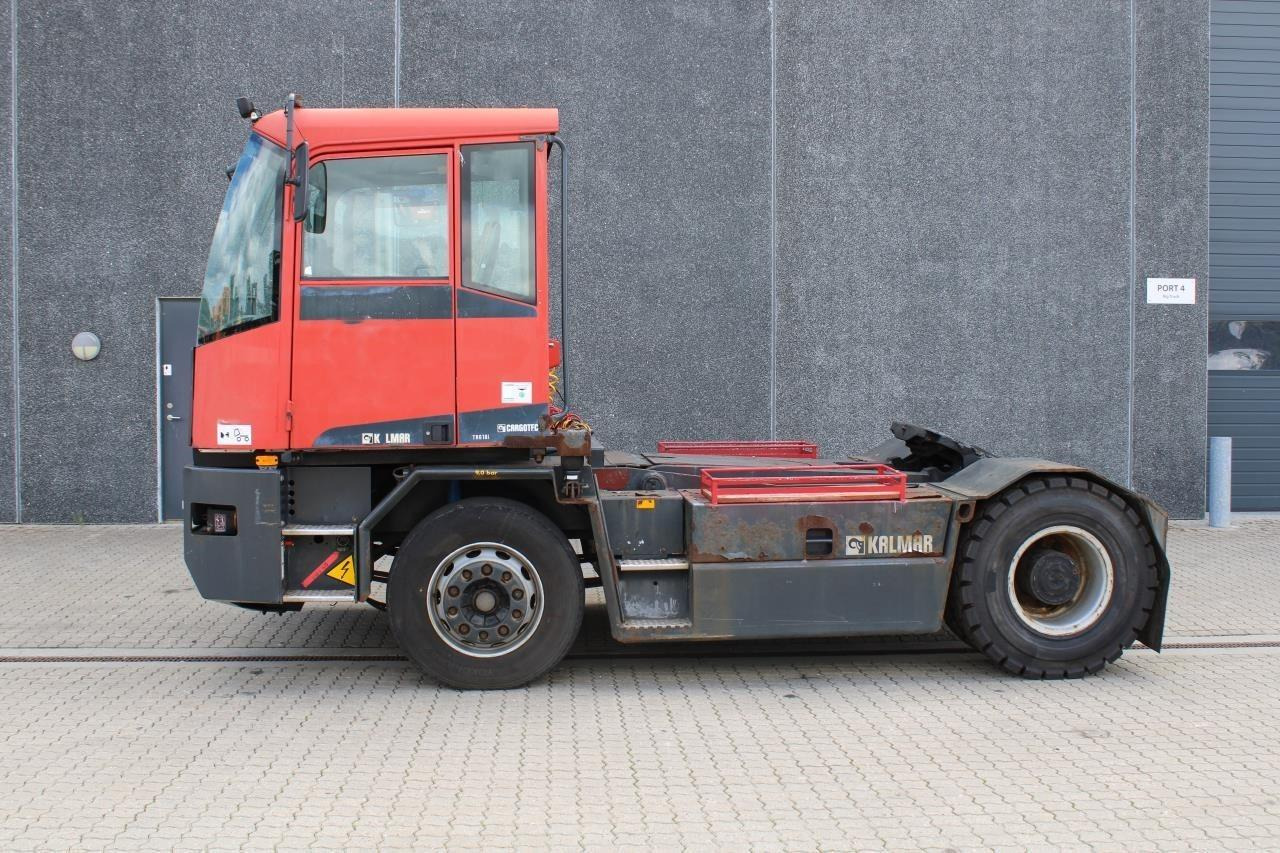 Kalmar TT618I - Traktor terminal: foto 1 Kalmar TT618I - Traktor terminal: foto 1
