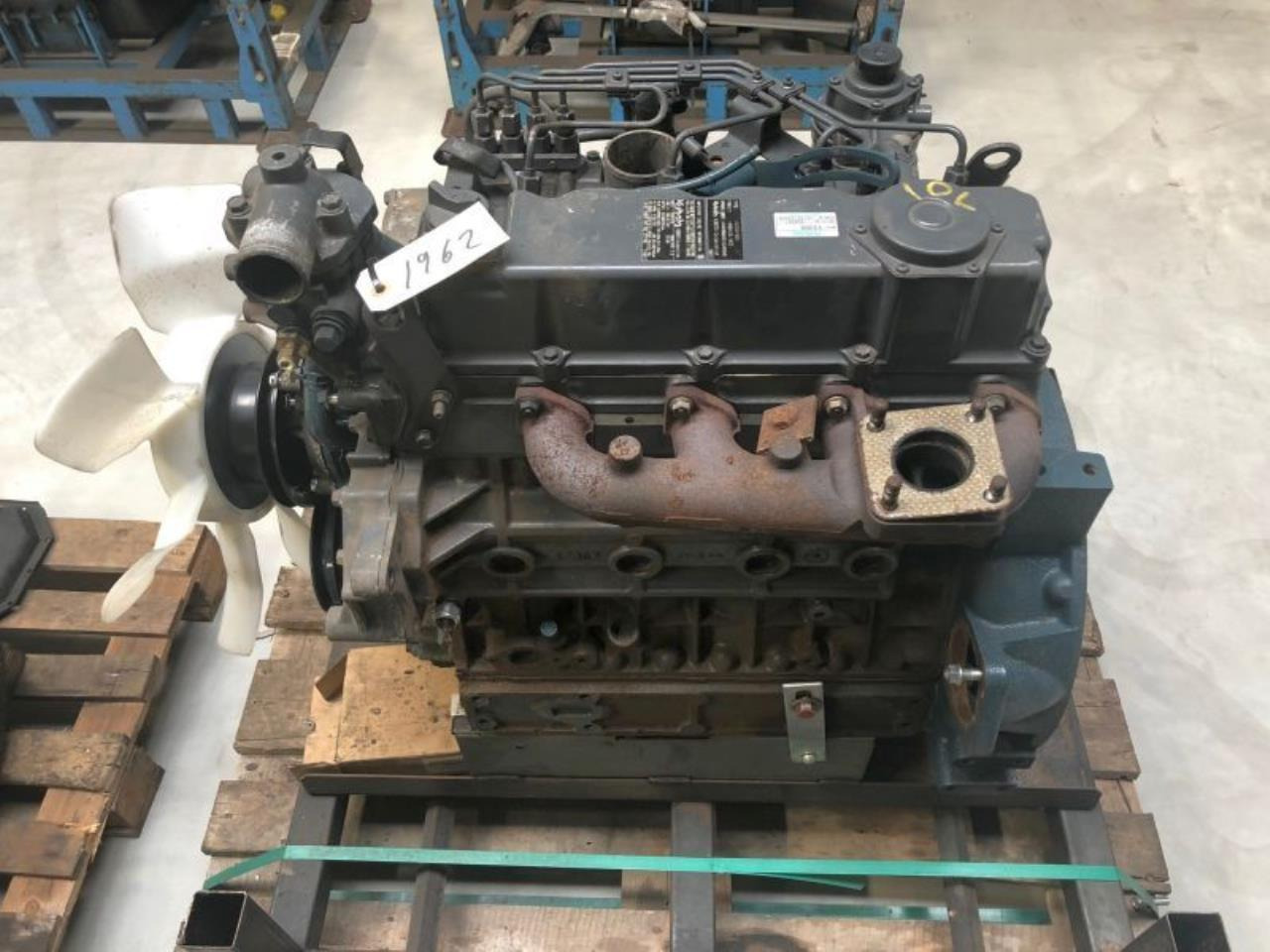 Kubota V3300-EU3 - Motori: foto 2 Kubota V3300-EU3 - Motori: foto 2