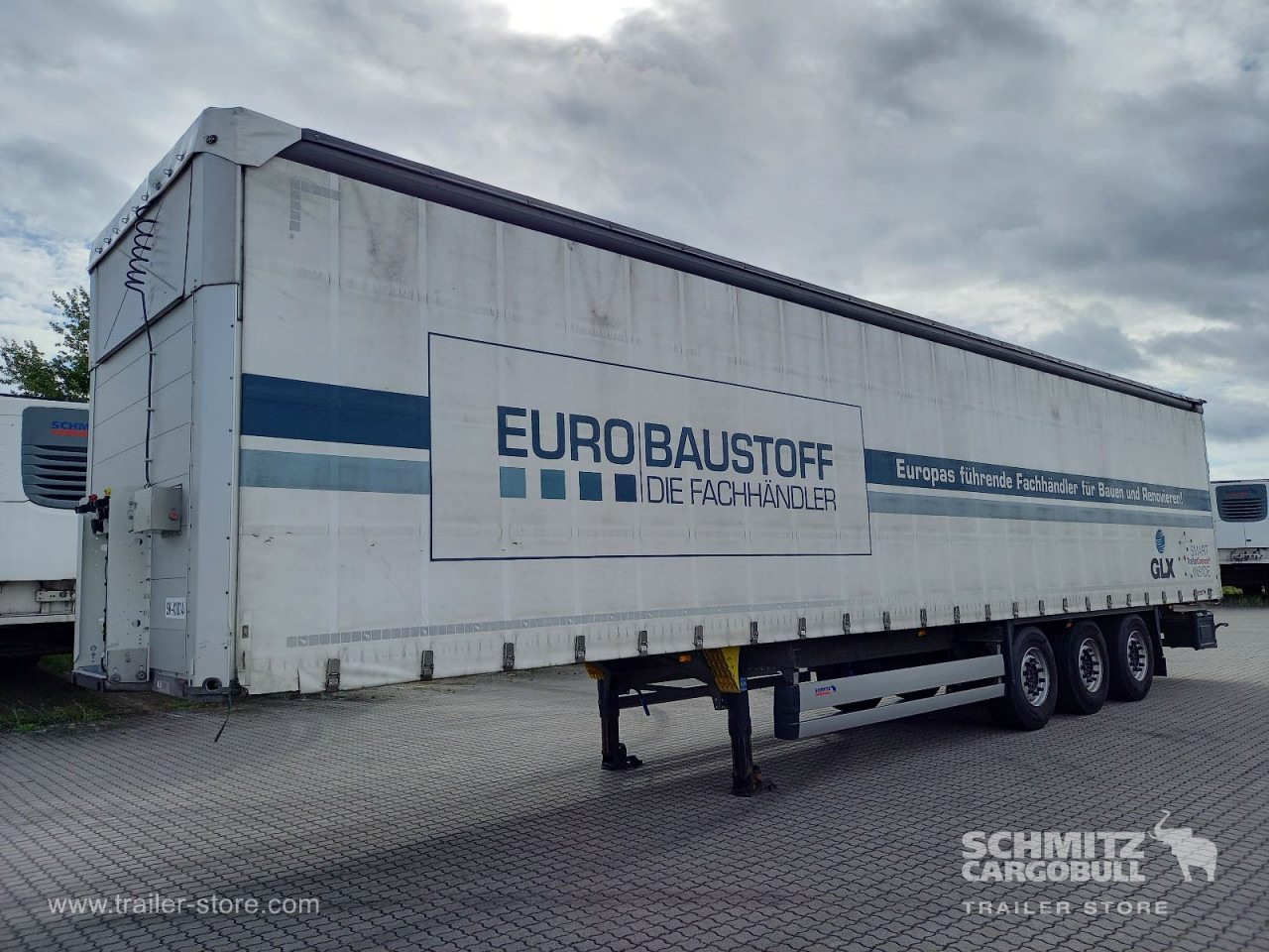 SCHMITZ Auflieger Curtainsider Standard - Gjysmë rimorkio me tendë: foto 1 SCHMITZ Auflieger Curtainsider Standard - Gjysmë rimorkio me tendë: foto 1