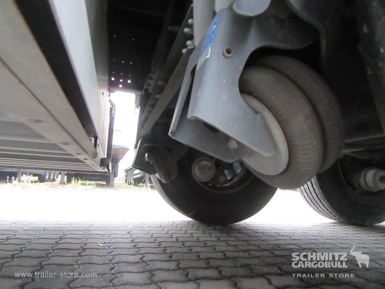 SCHMITZ Auflieger Curtainsider Standard - Gjysmë rimorkio me tendë: foto 3 SCHMITZ Auflieger Curtainsider Standard - Gjysmë rimorkio me tendë: foto 3