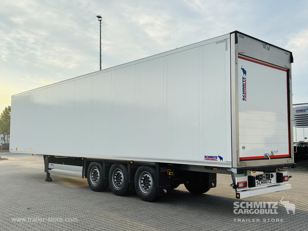 SCHMITZ Auflieger Tiefkühler Multitemp Double deck - Gjysmë rimorkio izotermike: foto 1 SCHMITZ Auflieger Tiefkühler Multitemp Double deck - Gjysmë rimorkio izotermike: foto 1
