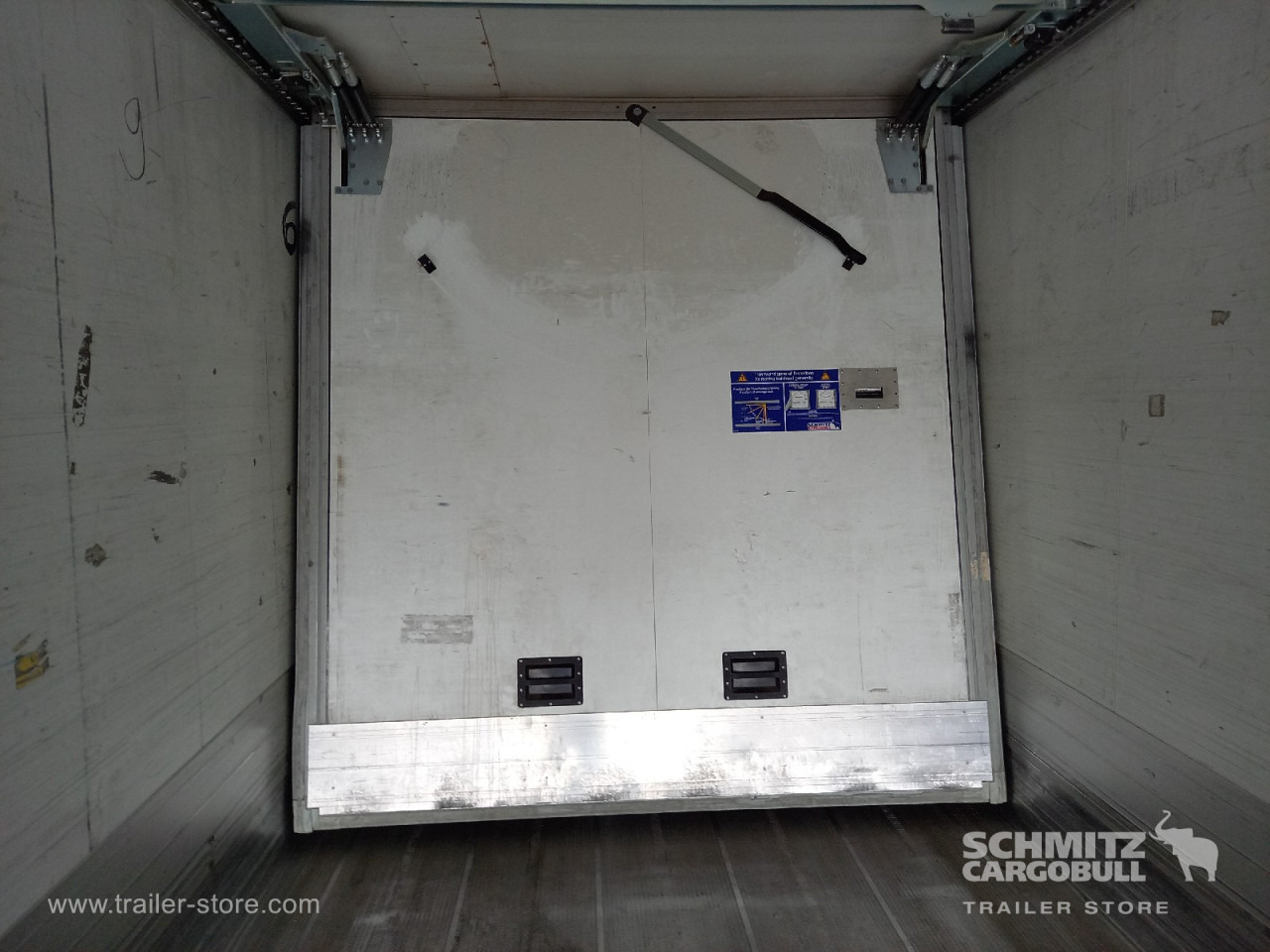 SCHMITZ Auflieger Tiefkühler Multitemp Roller shutter - Gjysmë rimorkio izotermike: foto 3 SCHMITZ Auflieger Tiefkühler Multitemp Roller shutter - Gjysmë rimorkio izotermike: foto 3