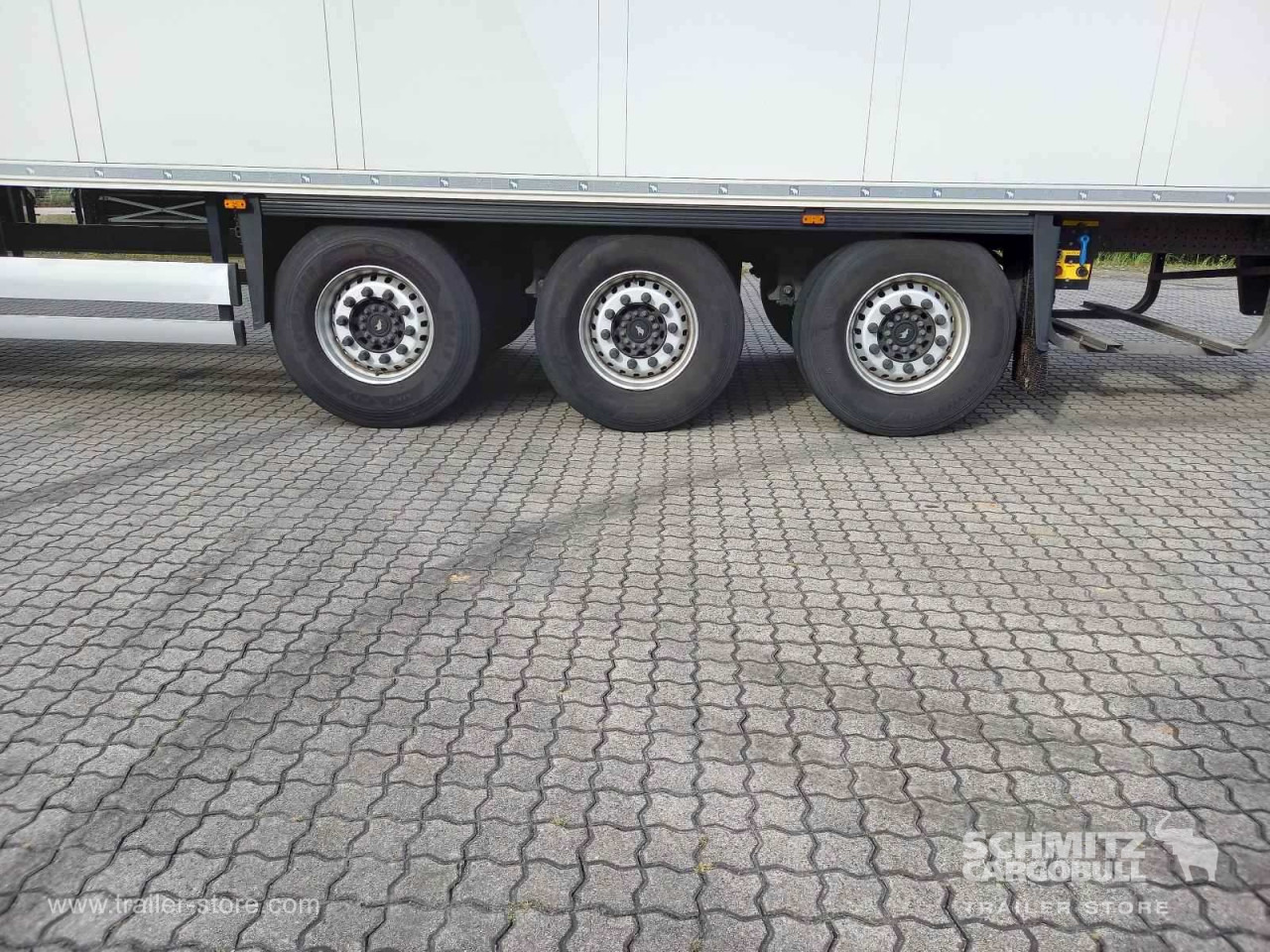 SCHMITZ Auflieger Tiefkühler Standard Double deck - Gjysmë rimorkio izotermike: foto 4 SCHMITZ Auflieger Tiefkühler Standard Double deck - Gjysmë rimorkio izotermike: foto 4