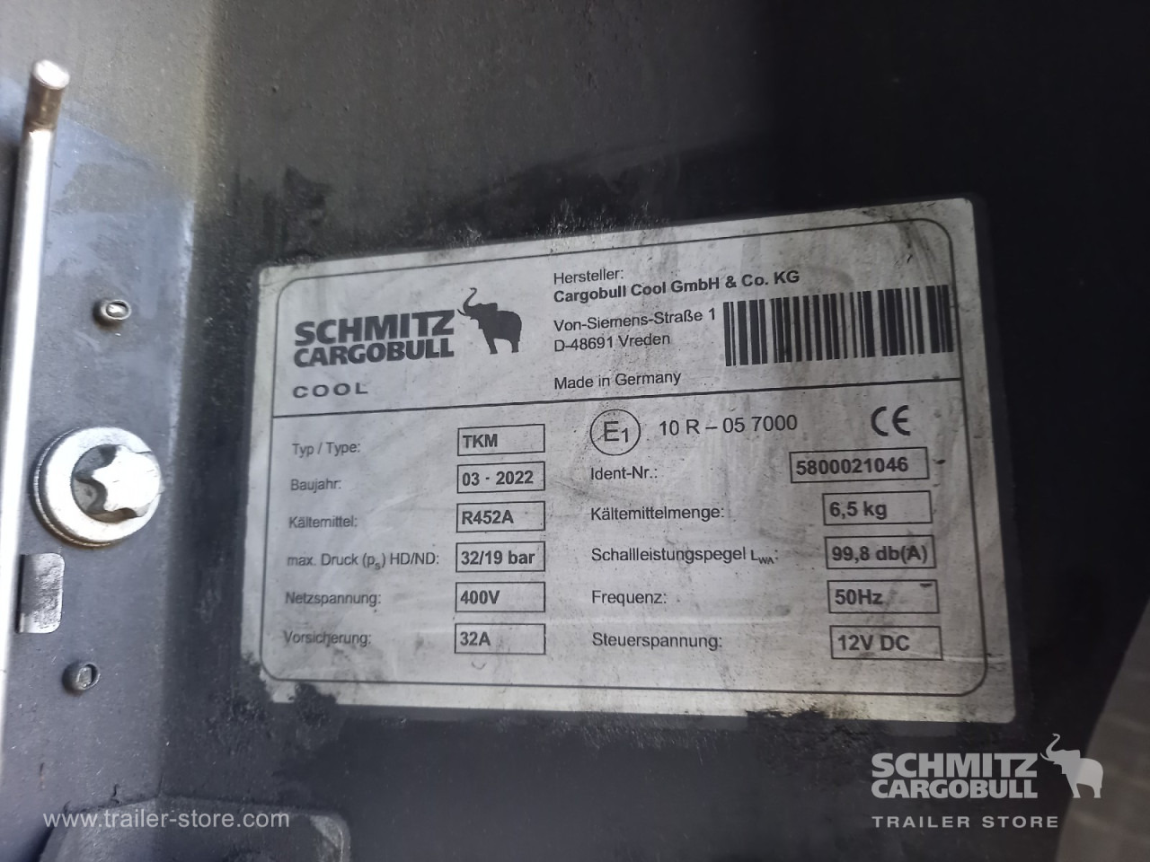 SCHMITZ Auflieger Tiefkühler Standard - Gjysmë rimorkio izotermike: foto 4 SCHMITZ Auflieger Tiefkühler Standard - Gjysmë rimorkio izotermike: foto 4