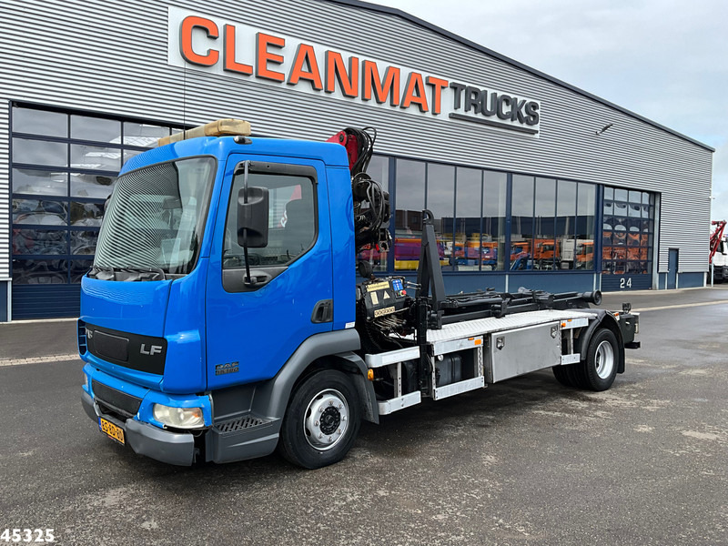 DAF FA 45 LF 180 HMF 7 Tonmeter laadkraan - Kamion vetëngarkues, Kamion me vinç: foto 2 DAF FA 45 LF 180 HMF 7 Tonmeter laadkraan - Kamion vetëngarkues, Kamion me vinç: foto 2