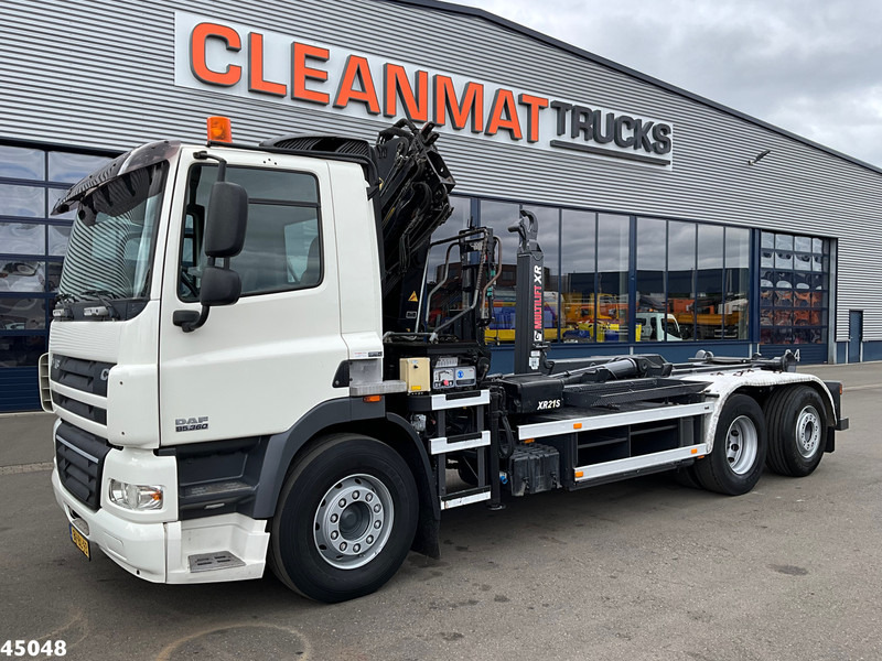 DAF FAN 85 CF 360 Euro 5 Hiab 12 Tonmeter laadkraan - Kamion vetëngarkues, Kamion me vinç: foto 2 DAF FAN 85 CF 360 Euro 5 Hiab 12 Tonmeter laadkraan - Kamion vetëngarkues, Kamion me vinç: foto 2