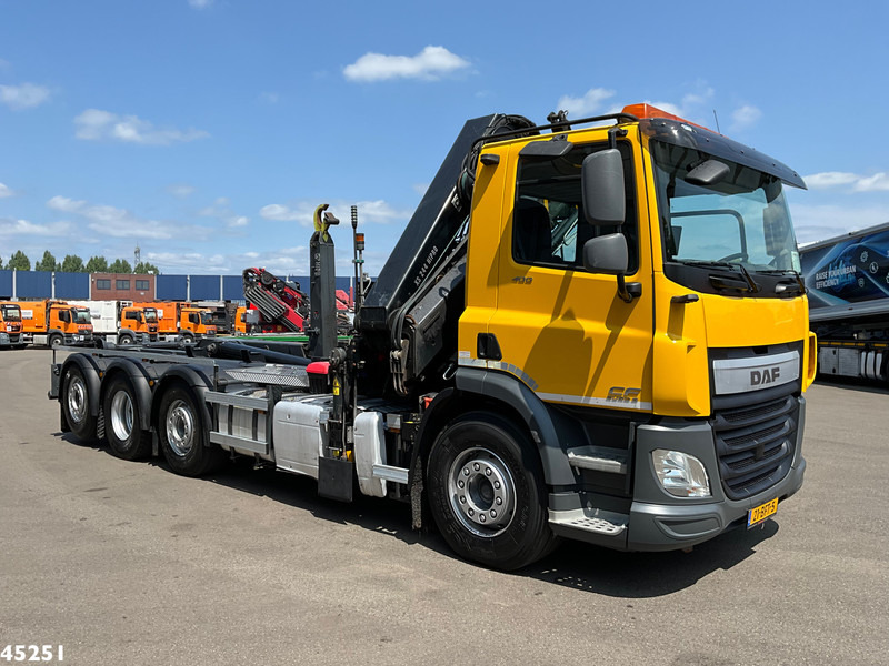 DAF FAQ СF 400 8x2 Euro 6 Hiab 24 Tonmeter laadkraan Just 147.273 km! - Kamion vetëngarkues, Kamion me vinç: foto 3 DAF FAQ СF 400 8x2 Euro 6 Hiab 24 Tonmeter laadkraan Just 147.273 km! - Kamion vetëngarkues, Kamion me vinç: foto 3