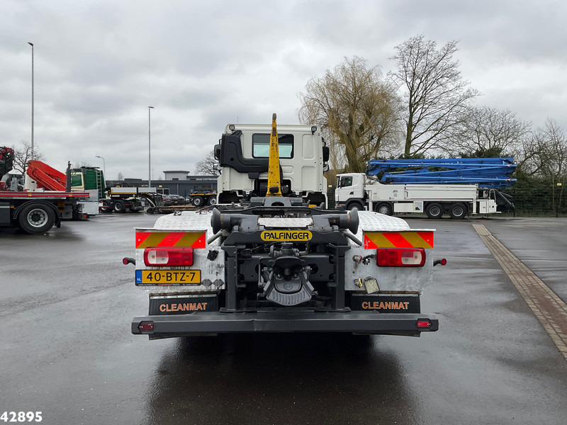 DAF FAS CF 460 Euro 6 Palfinger haakarmsysteem - Kamion vetëngarkues: foto 3 DAF FAS CF 460 Euro 6 Palfinger haakarmsysteem - Kamion vetëngarkues: foto 3