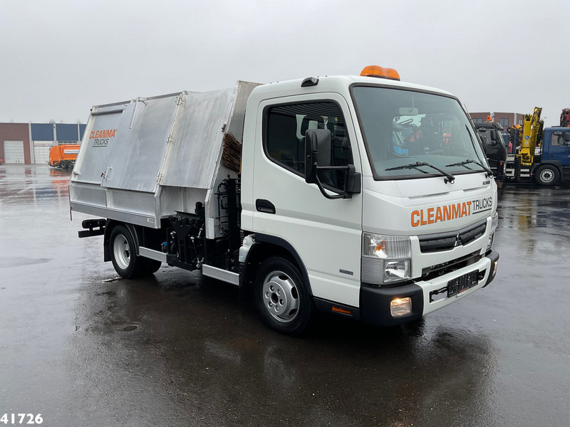 FUSO Canter 3C15 3.0 DI Veegvuilopbouw met belading - Kamion mbeturinash: foto 1 FUSO Canter 3C15 3.0 DI Veegvuilopbouw met belading - Kamion mbeturinash: foto 1