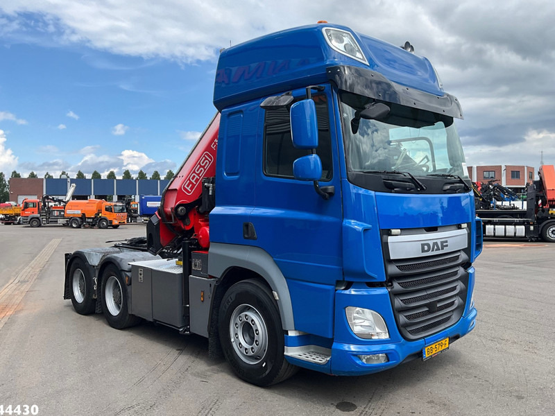 DAF FAT 85.510 6x4 Euro 6 Retarder Fassi 36 Tonmeter laadkraan - Gjysmë-kamion: foto 3 DAF FAT 85.510 6x4 Euro 6 Retarder Fassi 36 Tonmeter laadkraan - Gjysmë-kamion: foto 3