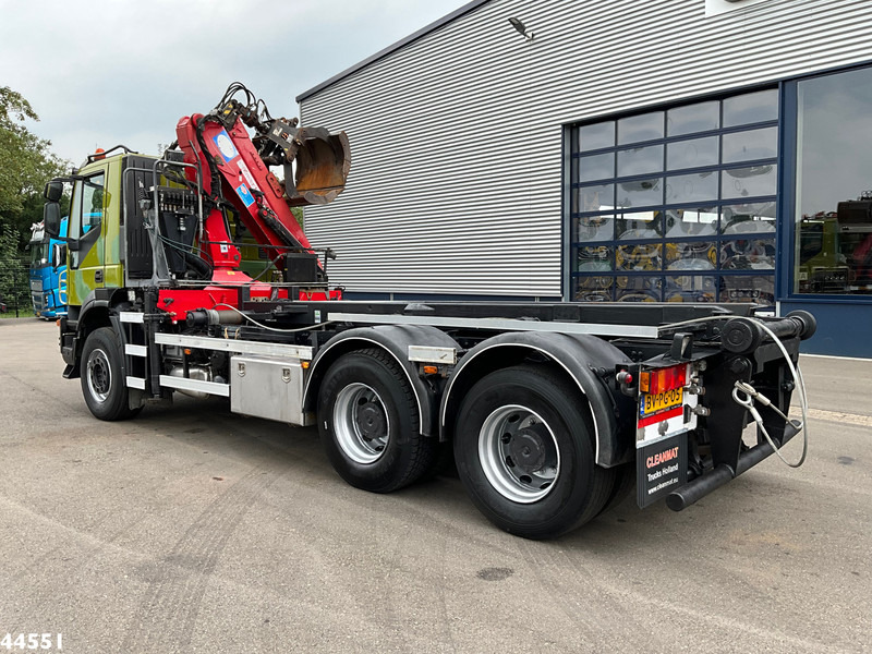 Iveco AD260T41 6x4 HMF 16 Tonmeter Z-kraan - Kamion me sistem kabllor, Kamion me vinç: foto 4 Iveco AD260T41 6x4 HMF 16 Tonmeter Z-kraan - Kamion me sistem kabllor, Kamion me vinç: foto 4