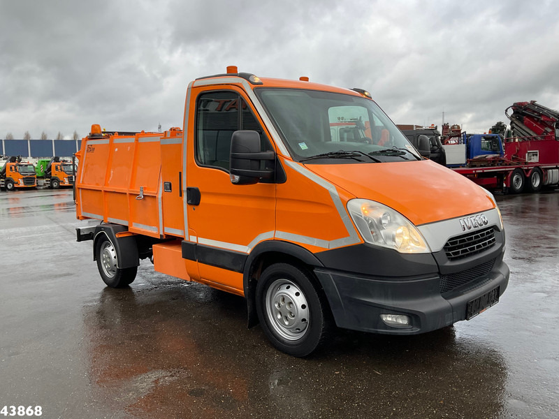 Iveco Daily 35S12 ITM 4m³ veegvuilopbouw - Kamion mbeturinash: foto 3 Iveco Daily 35S12 ITM 4m³ veegvuilopbouw - Kamion mbeturinash: foto 3