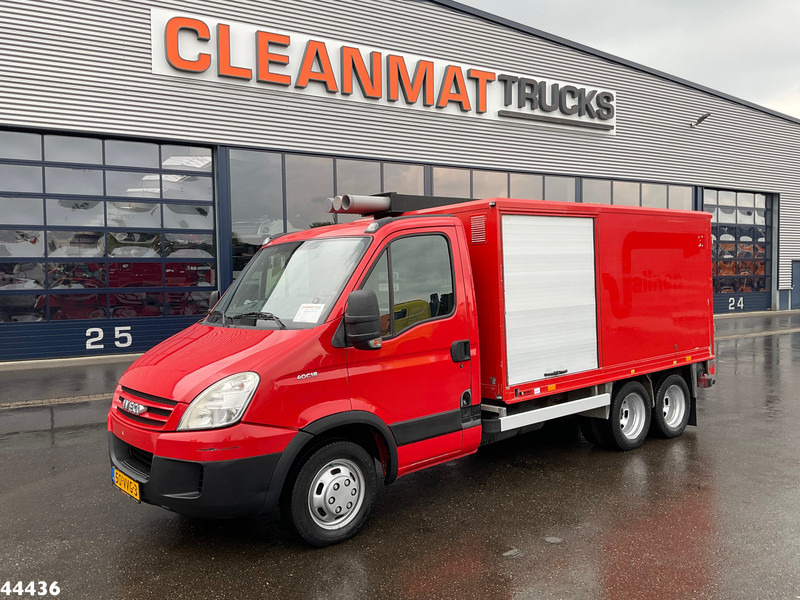 Iveco Daily 40C18 + Veldhuizen oplegger ROM Hogedrukinstallatie - Kamion me vakuum: foto 2 Iveco Daily 40C18 + Veldhuizen oplegger ROM Hogedrukinstallatie - Kamion me vakuum: foto 2