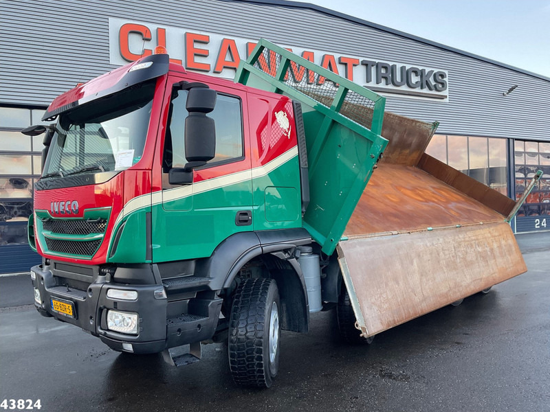 Iveco Trakker AT340T50 8x4 Euro 6 Kipper 16m³ - Kamion vetëshkarkues: foto 2 Iveco Trakker AT340T50 8x4 Euro 6 Kipper 16m³ - Kamion vetëshkarkues: foto 2