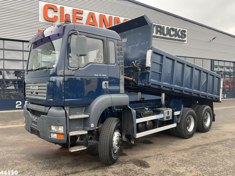 MAN TGA 33.363 6x6 Kipper 12m³ Manual Full steel - Kamion vetëshkarkues: foto 1 MAN TGA 33.363 6x6 Kipper 12m³ Manual Full steel - Kamion vetëshkarkues: foto 1