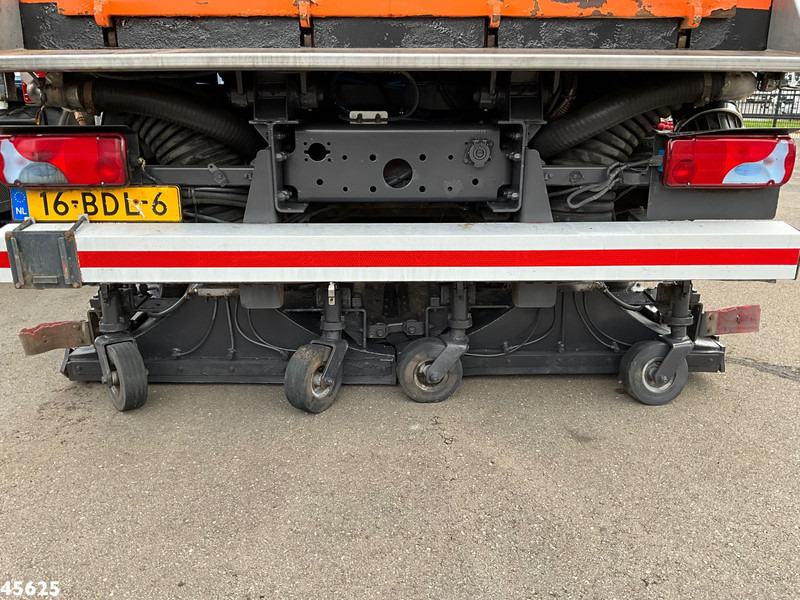 MAN TGS 18.440 Euro 6 Beam S9000 Wegdekreiniger links en rechts vegend! - Makinë fshirëse për rrugët: foto 4 MAN TGS 18.440 Euro 6 Beam S9000 Wegdekreiniger links en rechts vegend! - Makinë fshirëse për rrugët: foto 4