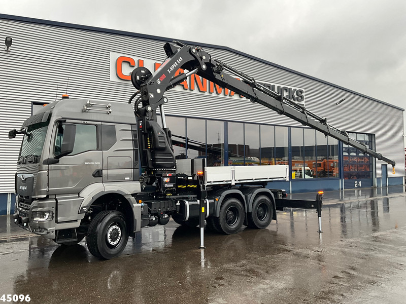 MAN TGS 26.520 Euro 6 6x6 Hiab 54 Tonmeter laadkraan NEW AND UNUSED! - Kamion me vinç: foto 1 MAN TGS 26.520 Euro 6 6x6 Hiab 54 Tonmeter laadkraan NEW AND UNUSED! - Kamion me vinç: foto 1