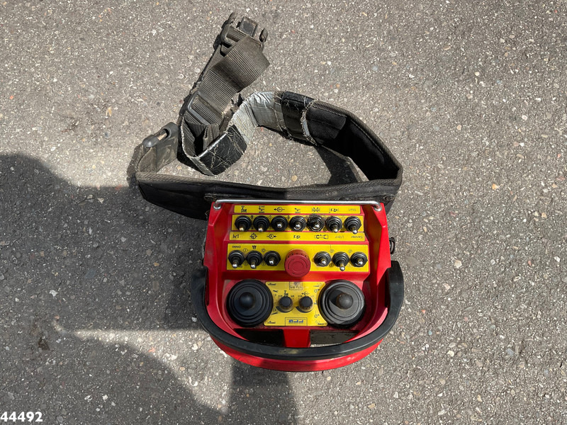 Kamion me vakuum MAN TGS 28.440 FFG Flensburger 12,5m³ Saug/Spul combi Waterrecycling: foto 12 Kamion me vakuum MAN TGS 28.440 FFG Flensburger 12,5m³ Saug/Spul combi Waterrecycling: foto 12