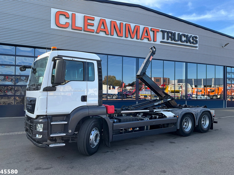 MAN TGS 28.460 Euro 6 Marrel 20 Ton haakarmsysteem - Kamion vetëngarkues: foto 1 MAN TGS 28.460 Euro 6 Marrel 20 Ton haakarmsysteem - Kamion vetëngarkues: foto 1
