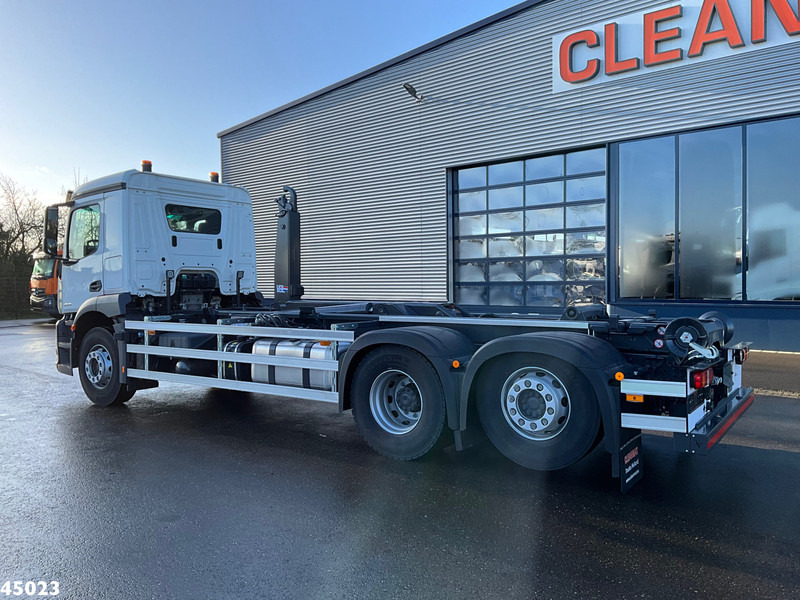 Mercedes-Benz Actros 2643 VDL 21 Ton haakarmsysteem - Kamion vetëngarkues: foto 5 Mercedes-Benz Actros 2643 VDL 21 Ton haakarmsysteem - Kamion vetëngarkues: foto 5