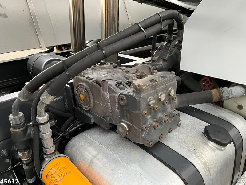 Kamion me vakuum Mercedes-Benz Antos 2833 Euro 6 DHM kolkenzuiger Just 123.687 km!: foto 16