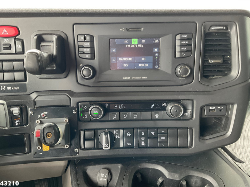 Lizingu i Scania P 410 8x4 Kipper Scania P 410 8x4 Kipper: foto 10 Lizingu i Scania P 410 8x4 Kipper Scania P 410 8x4 Kipper: foto 10