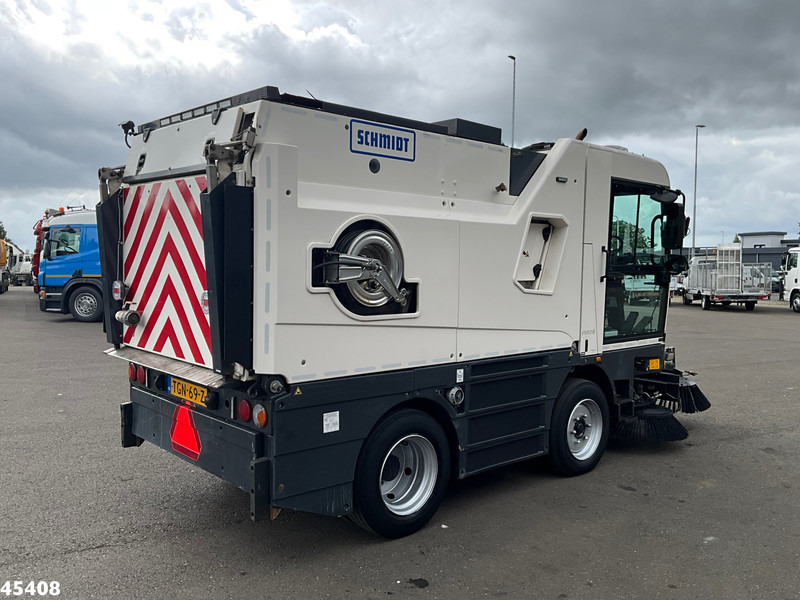 Schmidt Cleango 500 Compact Euro 6 with 3-rd brush - Makinë fshirëse për rrugët: foto 5 Schmidt Cleango 500 Compact Euro 6 with 3-rd brush - Makinë fshirëse për rrugët: foto 5