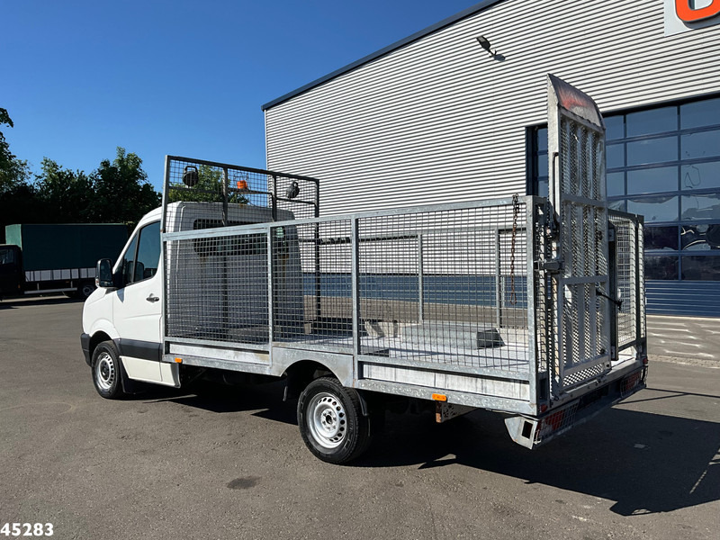 Volkswagen Crafter 35 2.0 Manual met Oprijramp - Kamion me karroceri të hapur: foto 5 Volkswagen Crafter 35 2.0 Manual met Oprijramp - Kamion me karroceri të hapur: foto 5