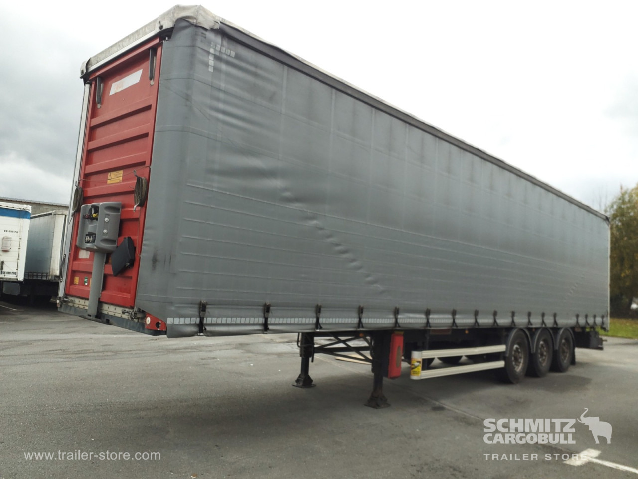 FRUEHAUF Curtainsider Standard - Gjysmë rimorkio me tendë: foto 5 FRUEHAUF Curtainsider Standard - Gjysmë rimorkio me tendë: foto 5
