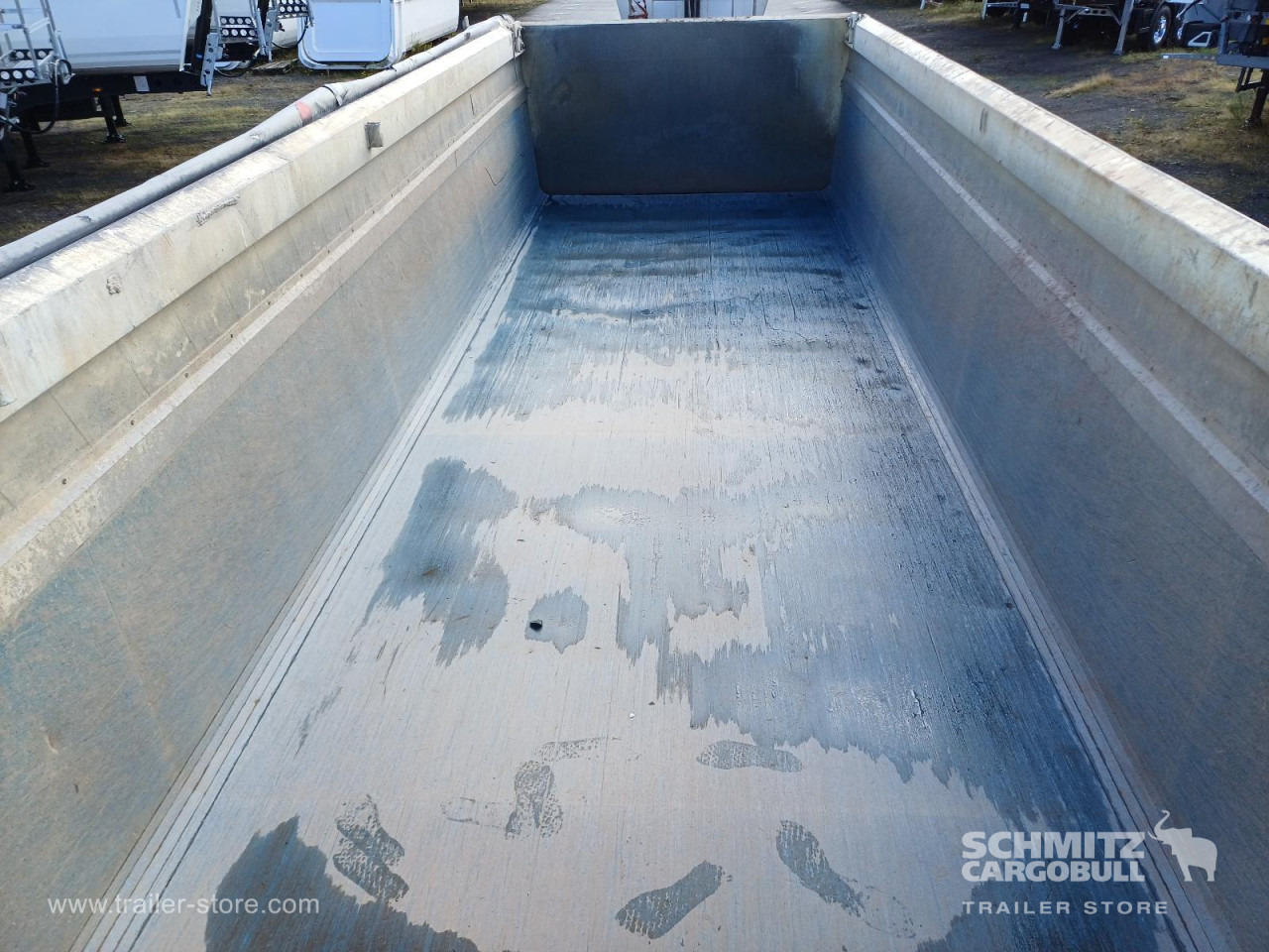 SCHMITZ Auflieger Kipper Alukastenmulde 24m³ - Gjysmë rimorkio vetëshkarkuese: foto 5 SCHMITZ Auflieger Kipper Alukastenmulde 24m³ - Gjysmë rimorkio vetëshkarkuese: foto 5