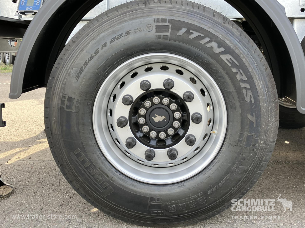 SCHMITZ Auflieger Kipper Stahlrundmulde 29m³ - Gjysmë rimorkio vetëshkarkuese: foto 2 SCHMITZ Auflieger Kipper Stahlrundmulde 29m³ - Gjysmë rimorkio vetëshkarkuese: foto 2