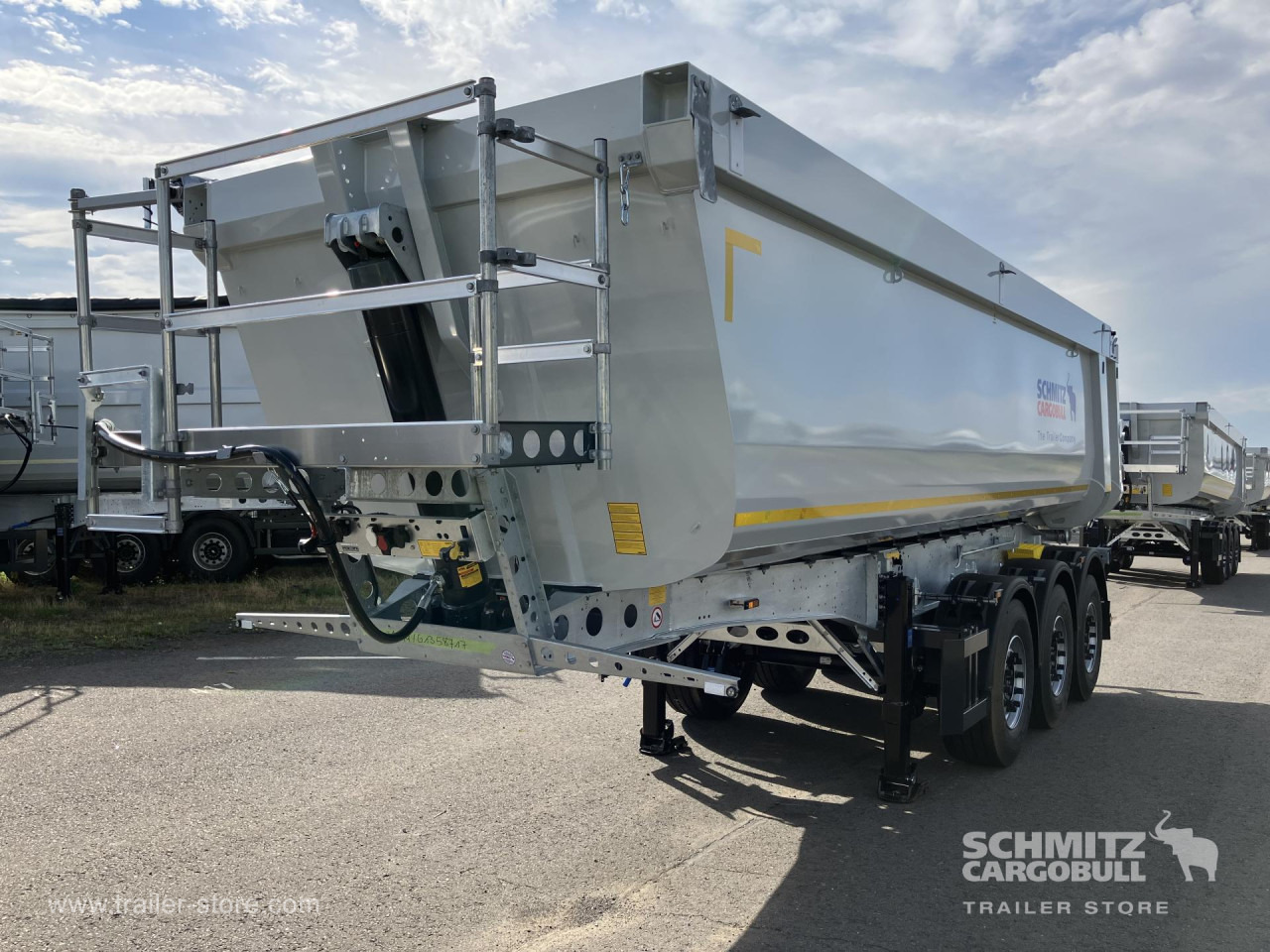 SCHMITZ Auflieger Kipper Stahlrundmulde 29m³ - Gjysmë rimorkio vetëshkarkuese: foto 5 SCHMITZ Auflieger Kipper Stahlrundmulde 29m³ - Gjysmë rimorkio vetëshkarkuese: foto 5