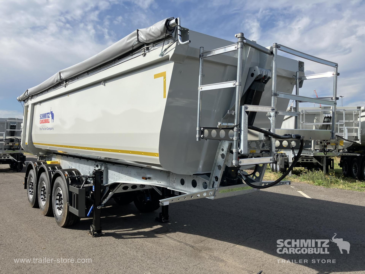 SCHMITZ Auflieger Kipper Stahlrundmulde 29m³ - Gjysmë rimorkio vetëshkarkuese: foto 1 SCHMITZ Auflieger Kipper Stahlrundmulde 29m³ - Gjysmë rimorkio vetëshkarkuese: foto 1