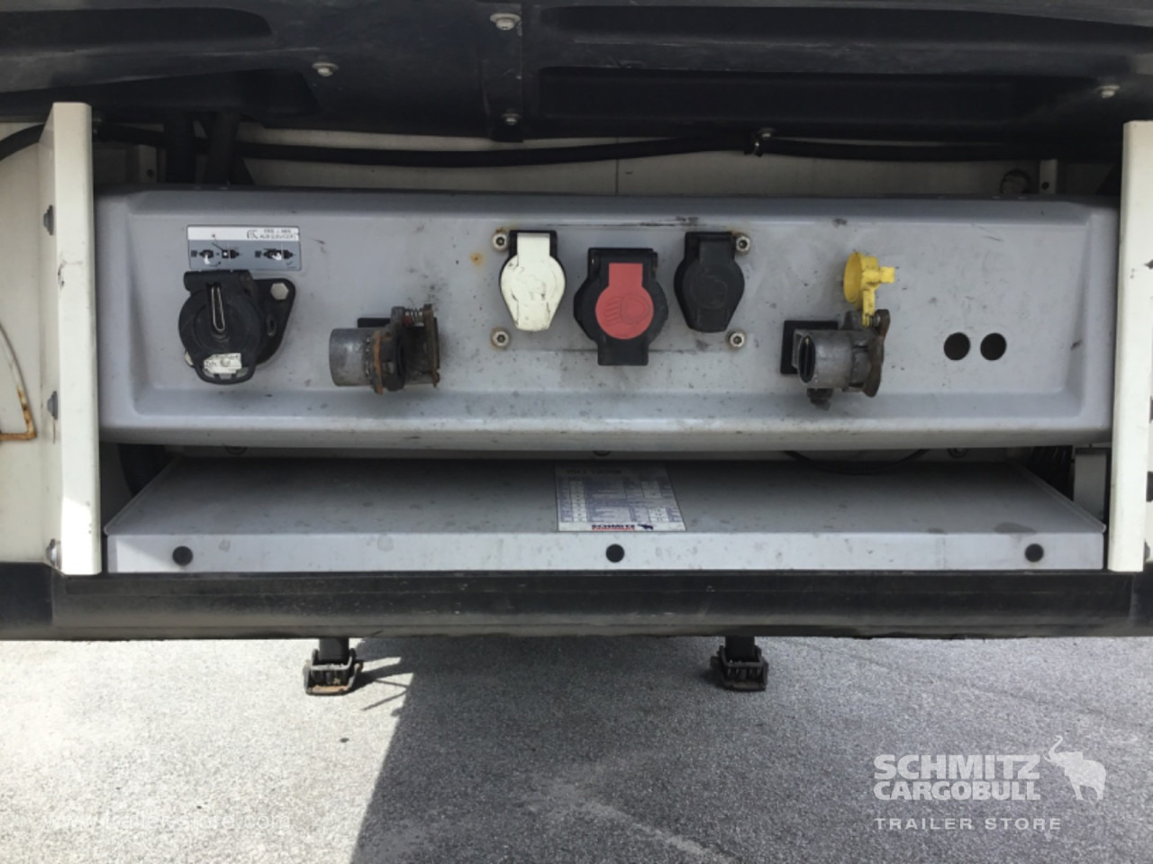SCHMITZ Reefer Multitemp Double deck - Gjysmë rimorkio izotermike: foto 4 SCHMITZ Reefer Multitemp Double deck - Gjysmë rimorkio izotermike: foto 4
