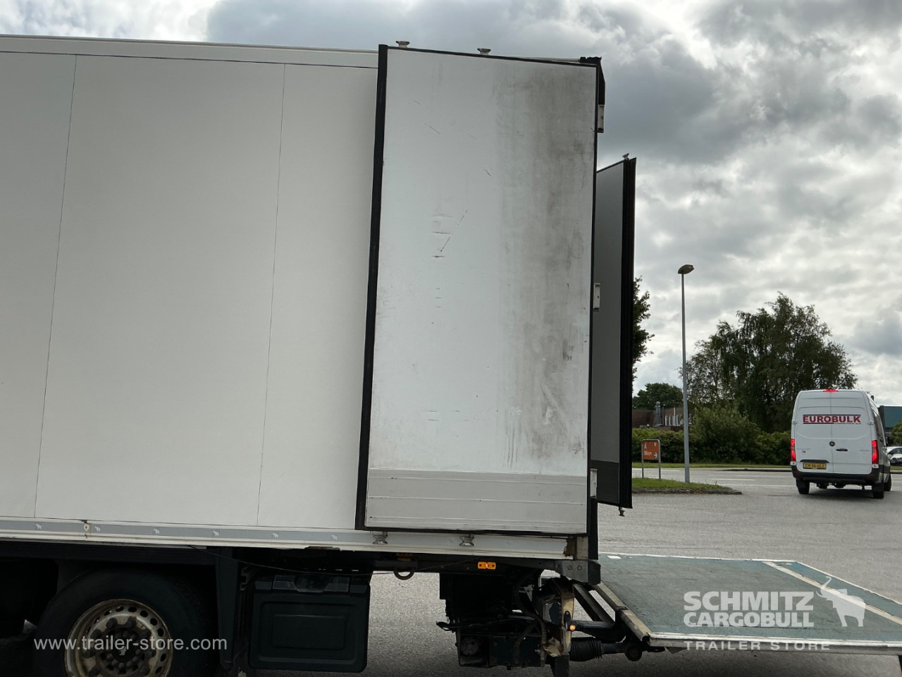 Gjysmë rimorkio izotermike SCHMITZ Reefer Multitemp Double deck Taillift: foto 14