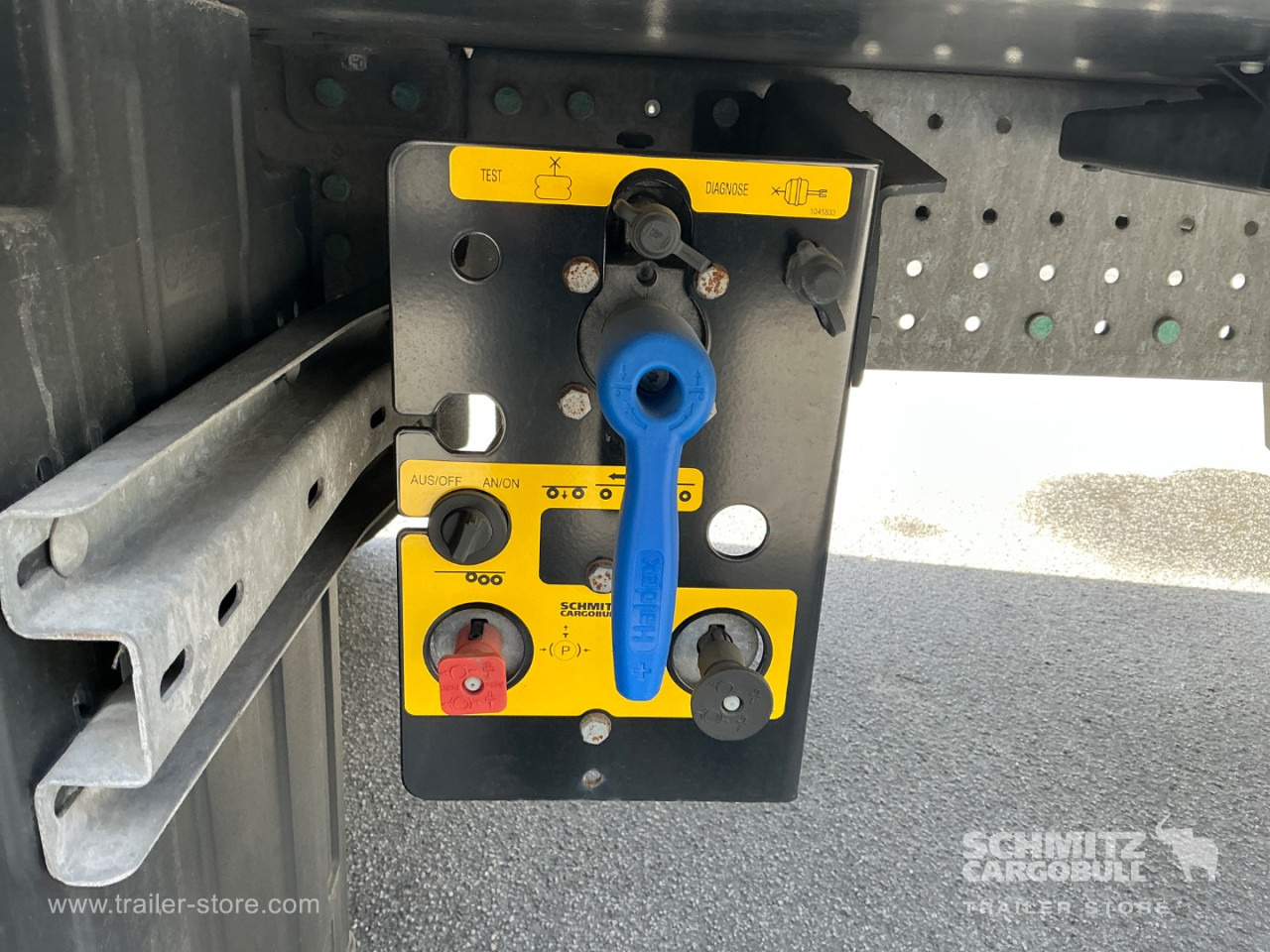 SCHMITZ Reefer Standard - Gjysmë rimorkio izotermike: foto 5 SCHMITZ Reefer Standard - Gjysmë rimorkio izotermike: foto 5