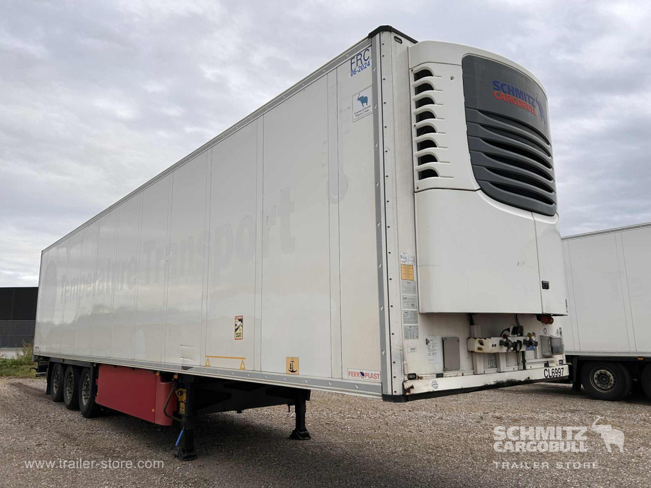 SCHMITZ Reefer Standard Double deck - Gjysmë rimorkio izotermike: foto 1 SCHMITZ Reefer Standard Double deck - Gjysmë rimorkio izotermike: foto 1